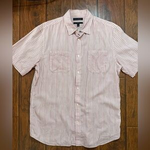 Banana Republic Men's Striped Short Sleeve Shirt - size large tall - light red